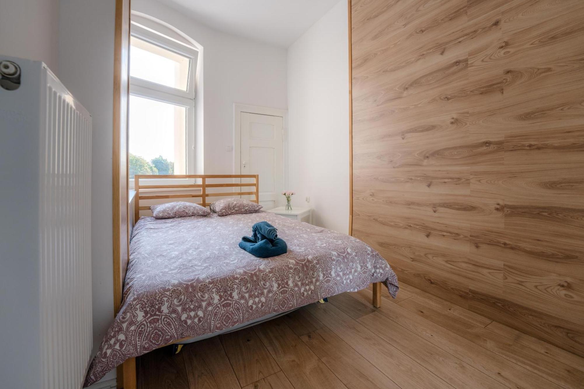 Restful Stay Apartment กรูจอนตส์ ภายนอก รูปภาพ